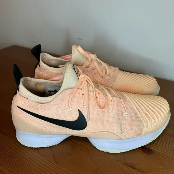 Women's  Tennis Nike Air Zoom Ultra React HC in Peach Size 8.5 - Picture 3 of 10